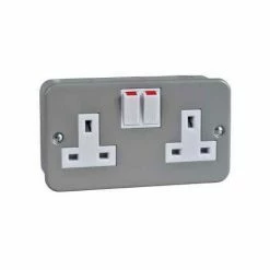 Schneider Electric GMC132SS 13A Metal Clad Twin Switched Socket