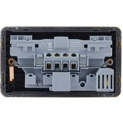 Schneider Electric Lisse Screwless Double Socket USB Ports 13A Satin Brass -GARDENA SHOP 54966694 3