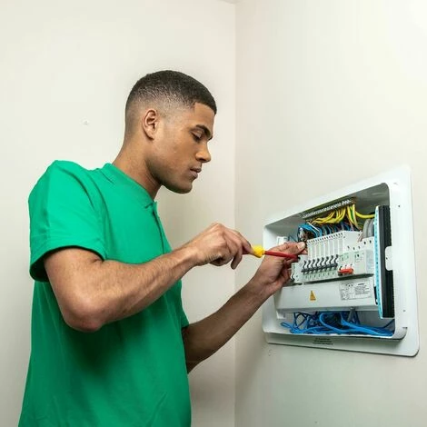 Schneider Electric Easy9+ EZ9EFLKIT16 Flush Mount Frame Consumer Units 16 Way Schneider Electric Easy9+ EZ9EFLKIT16 Flush Mount Frame Consumer Units 16 Way -GARDENA SHOP 54966821 4