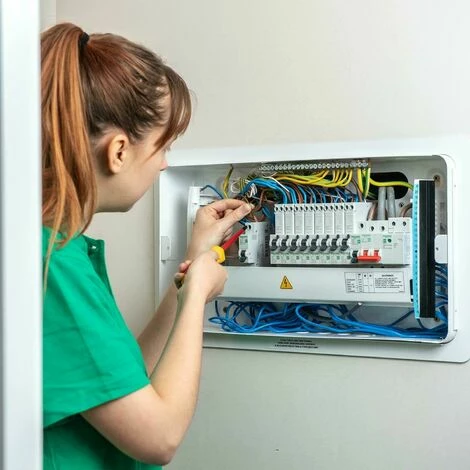 Schneider Electric Easy9+ EZ9EFLKIT16 Flush Mount Frame Consumer Units 16 Way Schneider Electric Easy9+ EZ9EFLKIT16 Flush Mount Frame Consumer Units 16 Way -GARDENA SHOP 54966821 5