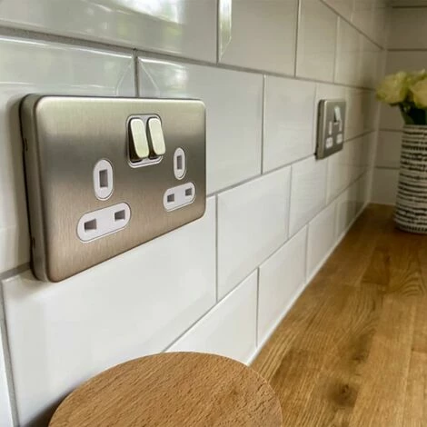 Schneider Electric Lisse Screwless Double Socket 13A GGBL3020WSS Stainless Steel Schneider Electric Lisse Screwless Double Socket 13A GGBL3020WSS Stainless Steel -GARDENA SHOP 54966826 2