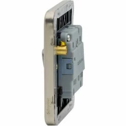 Schneider Electric Lisse Screwless Isolator Switch 3 Pole 10AX Stainless Steel -GARDENA SHOP 54967071 5